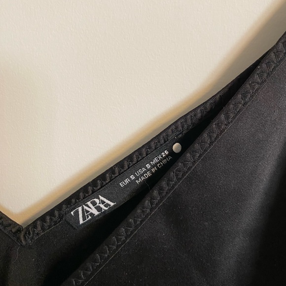 Black Shiny Tank Top - Picture 3 of 3